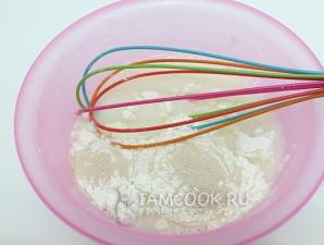 Жареные пирожки с картошкой и сосиской